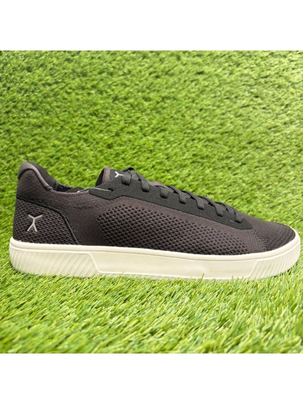 Flux Footwear Adapt Trainer Black White Mens Size 11.5 Athletic Shoes Sneakers